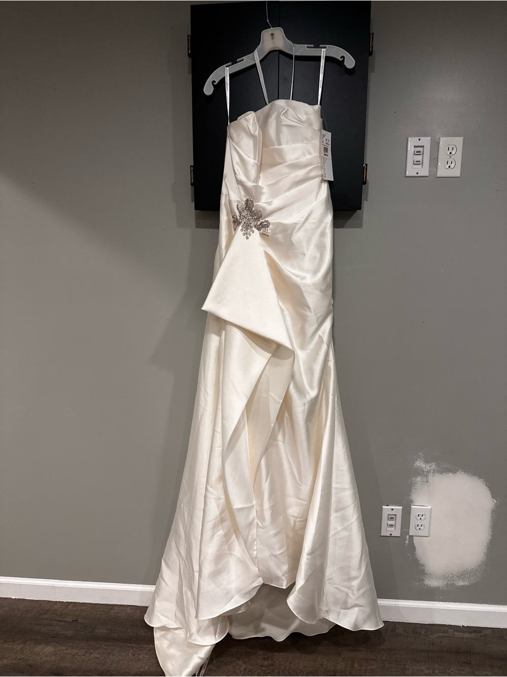 Wedding dress NWT